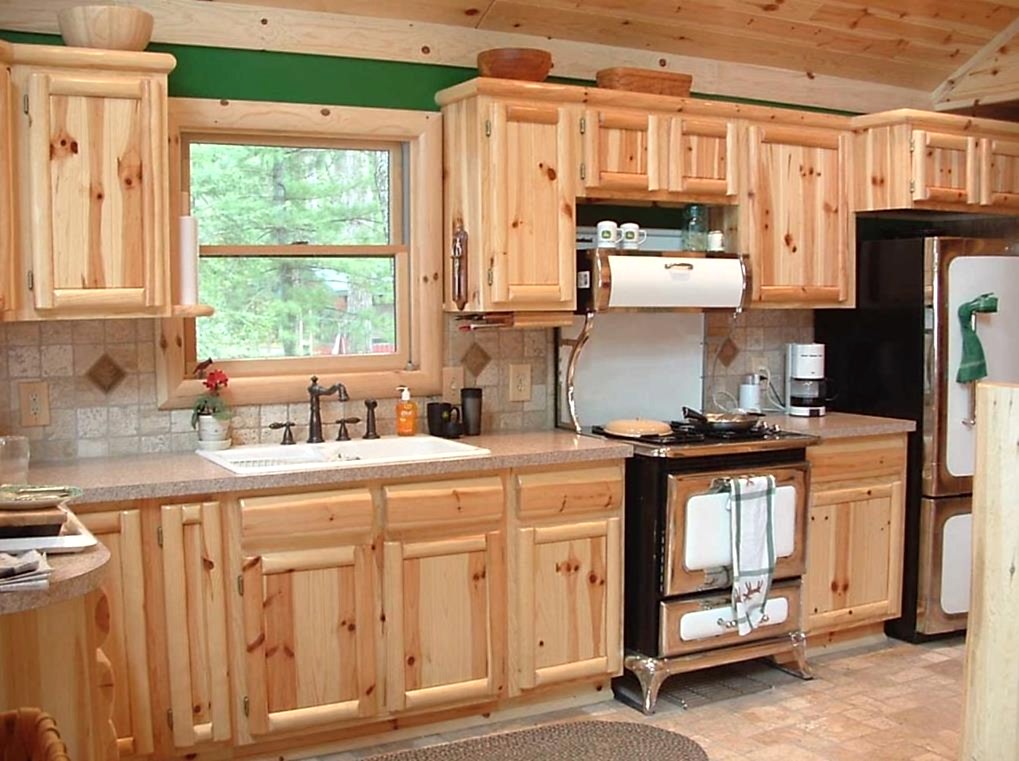 Solid Wood Kitchen Cabinets 17 Pine kitchen cabinets