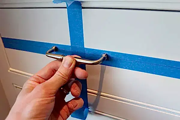 Kitchen Door 35 Installing Hardware for Cabinet Doors